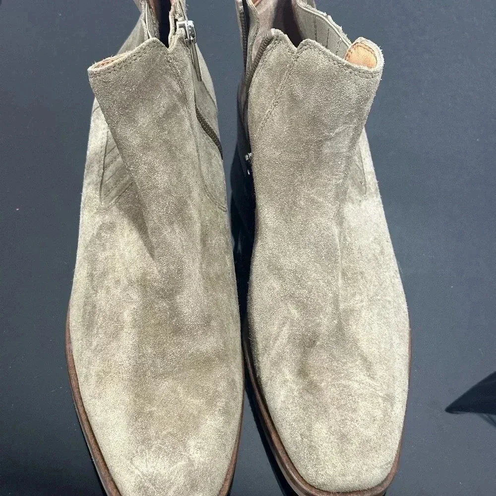 Aquatalia beautiful suede